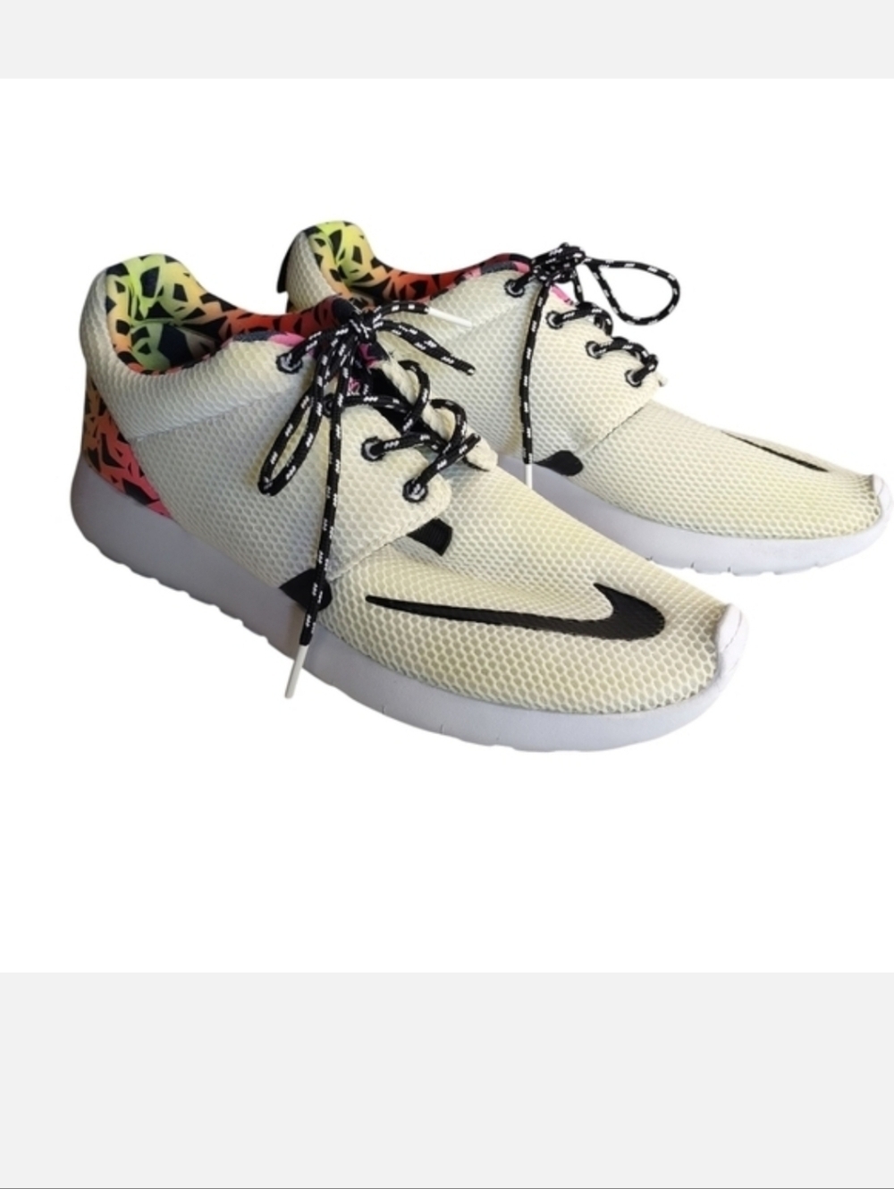 Nike White Roshe Running Shoes Sneakers Lace Up breathable Sz 7Y Youth Girls 7